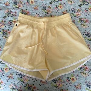 Abercrombie YPB motionTEK High Rise Lined Workout Short